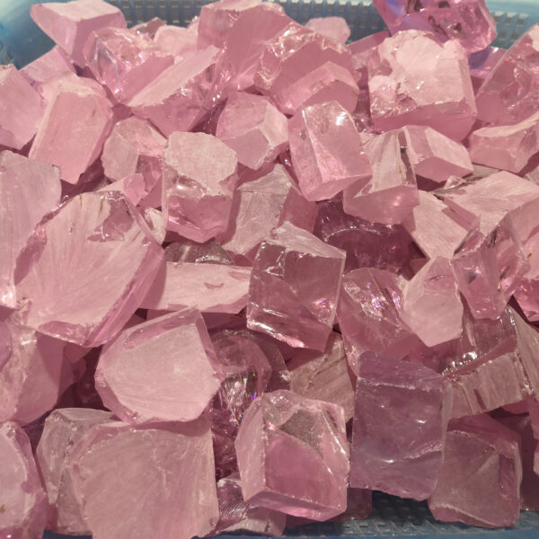 uncut pink cubic zirconia rough wholesale pirce