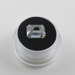 emerald cut white moissanite China supplier