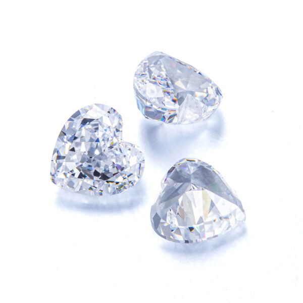 white crushed ice heart cut cubic zirconia wholesale price