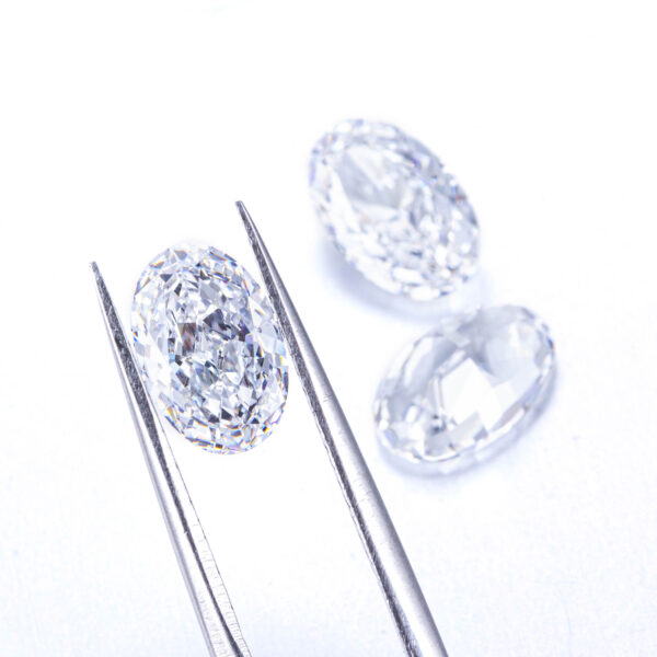 white crushed ice oval cut cubic zirconia wholesale price