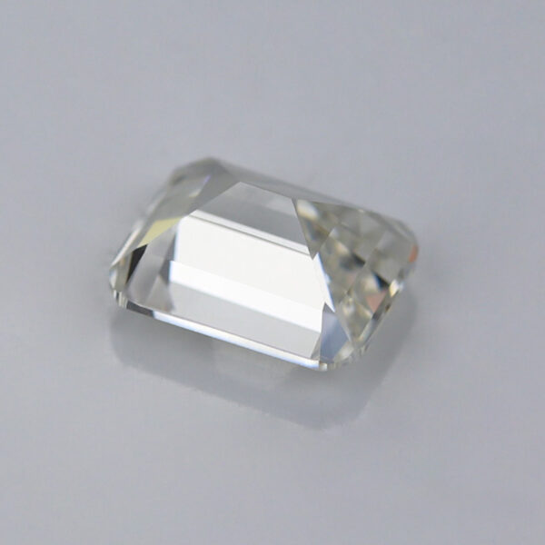 the finest quality 6A emerald cut white cubic zirconia