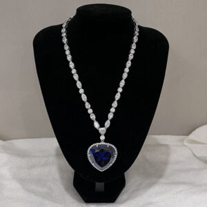 Titanic Heart of Ocean Necklace